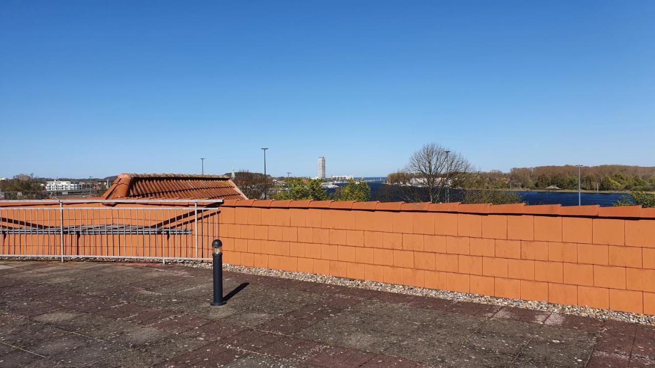 PEMATRA Ferienwohnungen Ostseestrasse 2 Lübeck Buitenkant foto